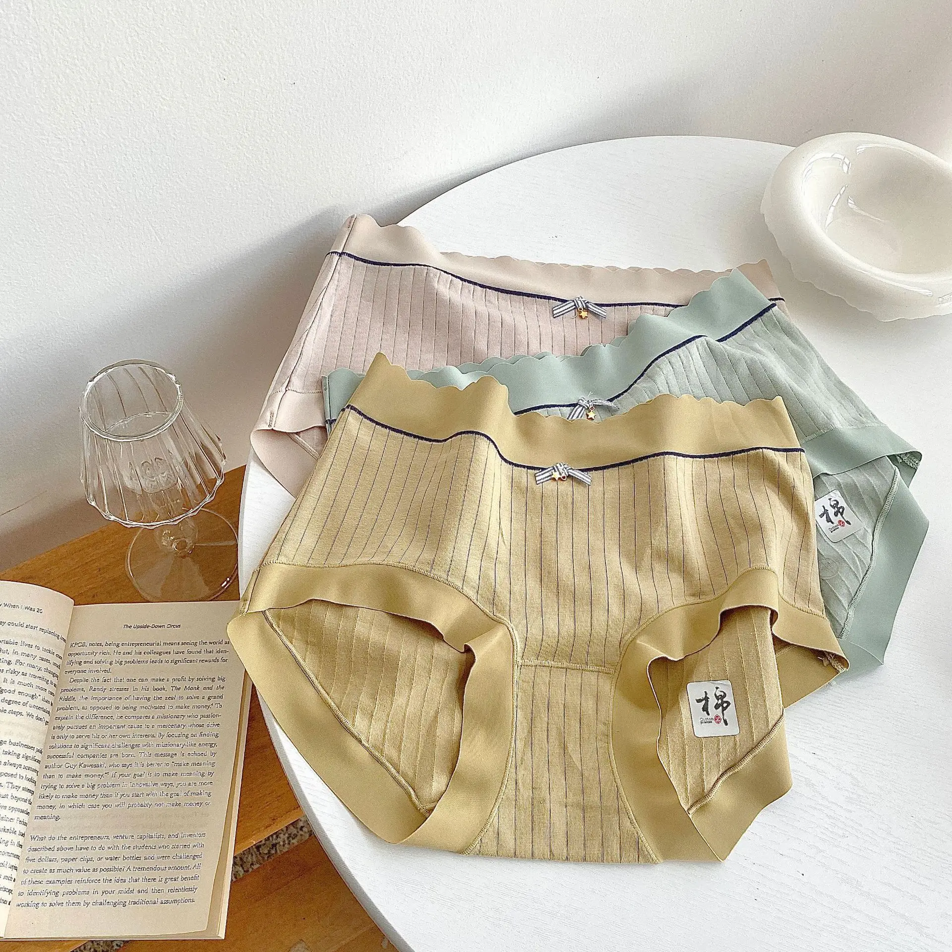 

Long staple cotton soft pit stripe without trace Simple women's underwear Women's underwear briefs