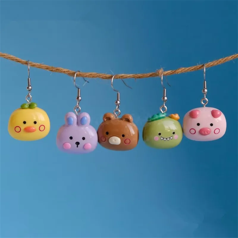 

Chunky Animal Chums earrings，Unique jewelry。mousegift，Fashion, funny animal accessories。