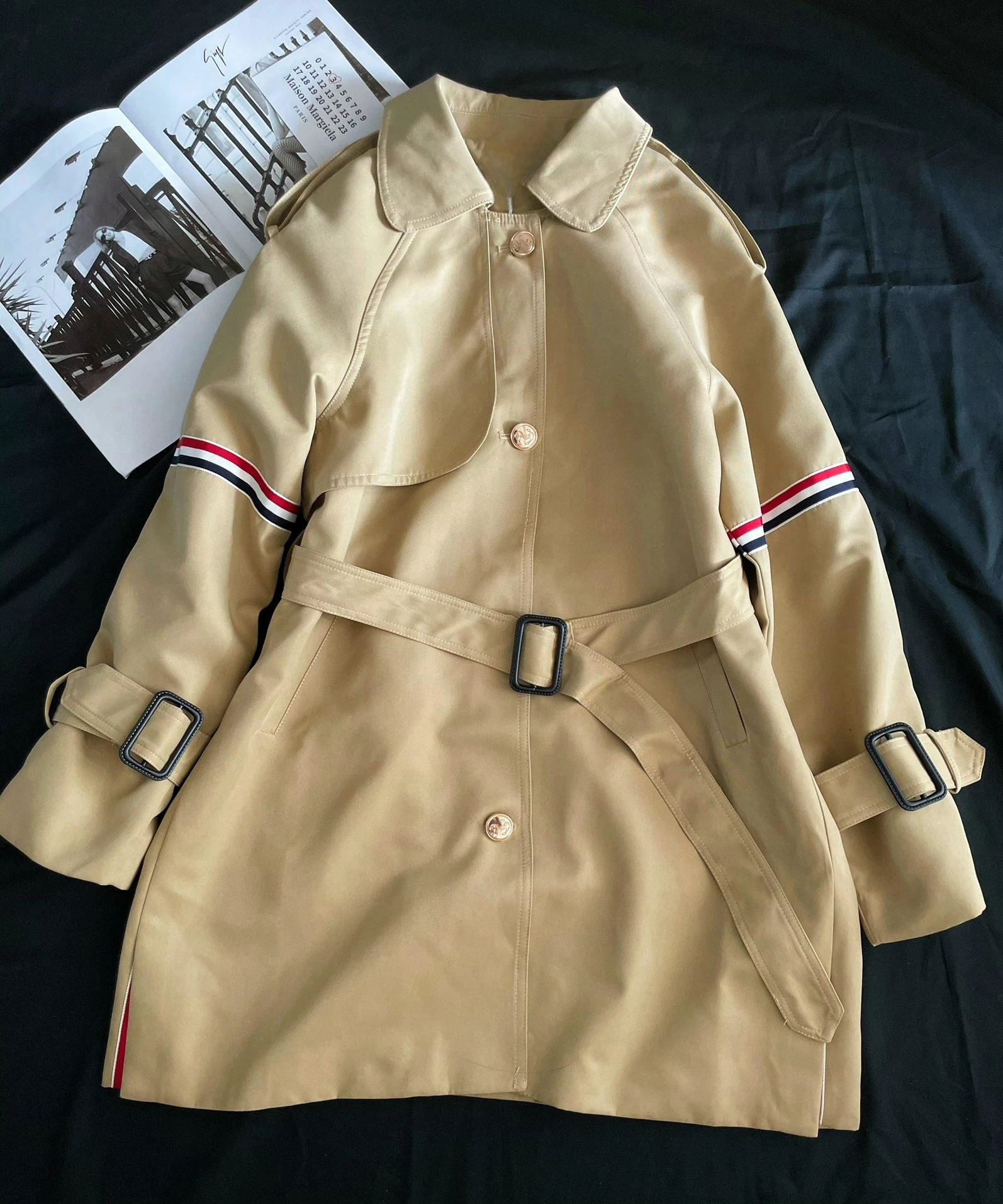

Autumn Tb Trench Coat Medium Long Double Sleeve Color Strip Simple Loose Khaki Trench Coat Casual Outside Stripes British Jacket