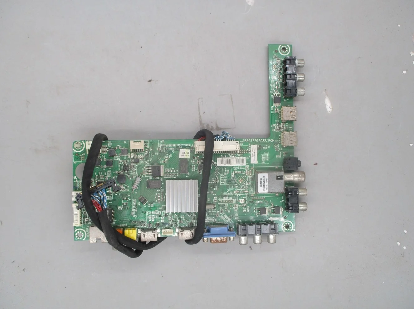 

for Hisense Led42a300 (bom1) 161571 Motherboard Rsag7 820.5082 with Screen He416gf-e01