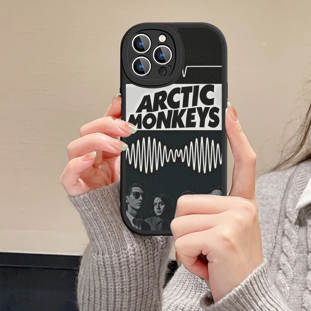 Singer A-Arctic M-Monkeys Phone Case Hard Leather For iPhone 16 15 14 13 12 Mini 11 Pro Max Xs X Xr 7 8 Plus Fundas