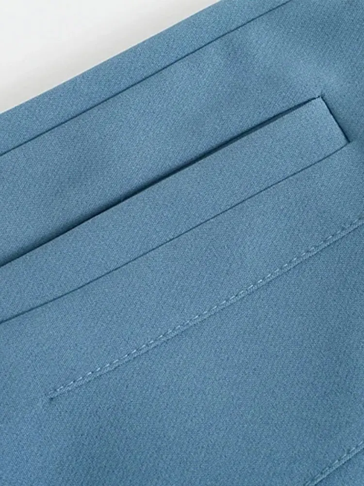 Рисунок 5 - Брюки женские с завышенной талией