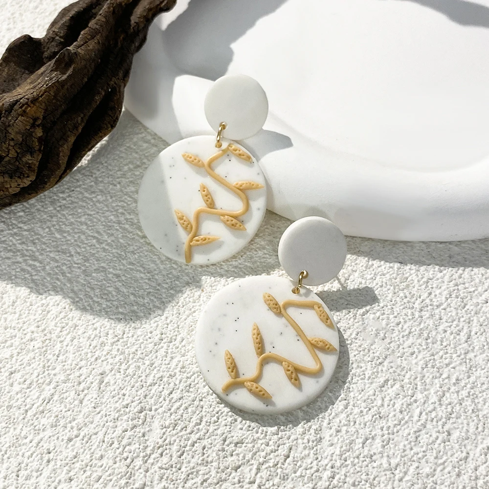 Серьги-подвески Lifefontier белые глиняные