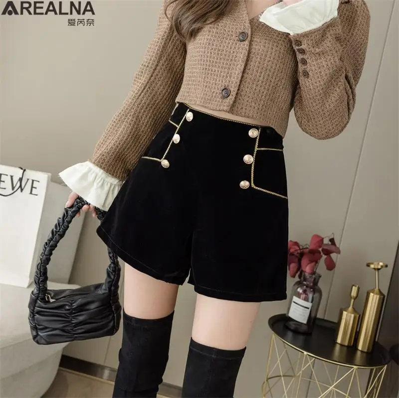 2023 spring High Waist black Women's Office Shorts Wide Legged A-Line Golden velvet Shorts Female Korean loose women shorts 5XL
