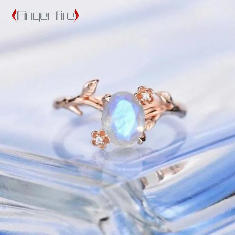 

Unique Gold Plated Branch Small Flower Carving Exquisite Workmanship Female Ring Anniversary Gift Beach Party Jewelry Noble