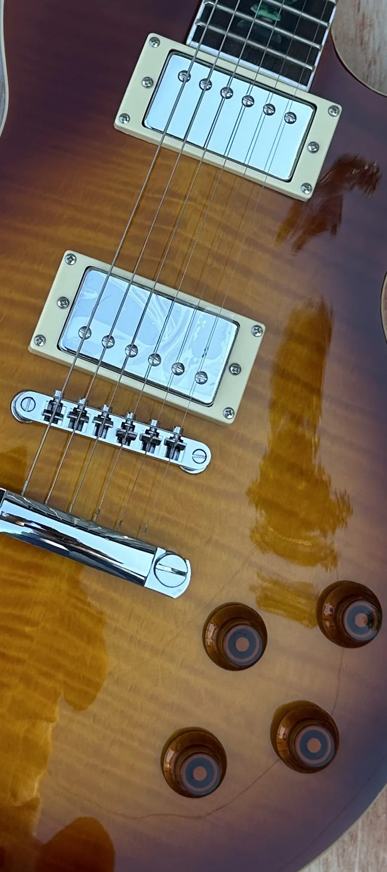 Стандартная электрическая гитара коричневый градиентный цвет красочная