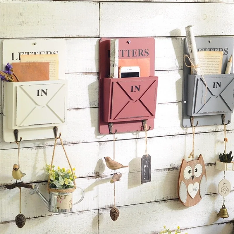 

European Retro Storage Box Wall Mounted Key Hanger Organizer American Creative Wooden Flower Pots Vintage Wall Shelf With Hooks