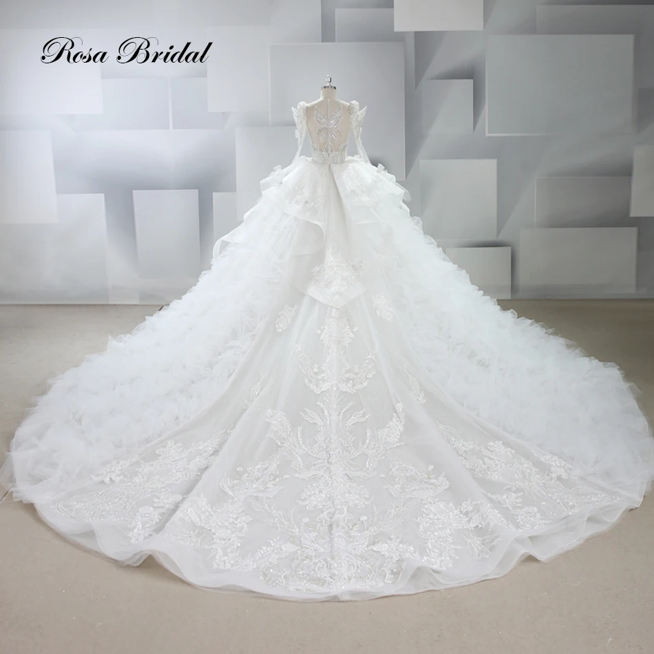 Женское свадебное платье с длинным рукавом и кружевной аппликацией