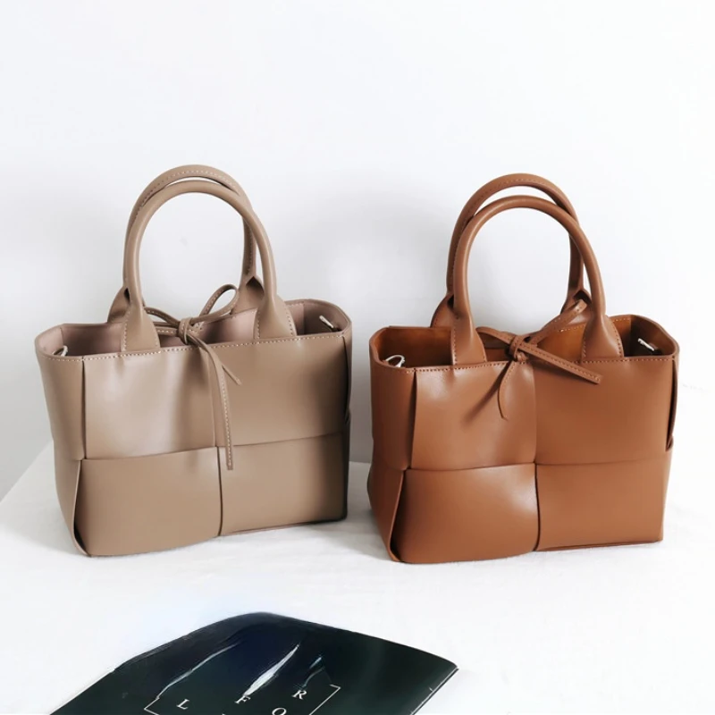 Luxury Handbags Women Bags Designer 2022 Woven Small Handbag with Inner Pocket Korean Version Retro Fashion Cross Body Bag Woman