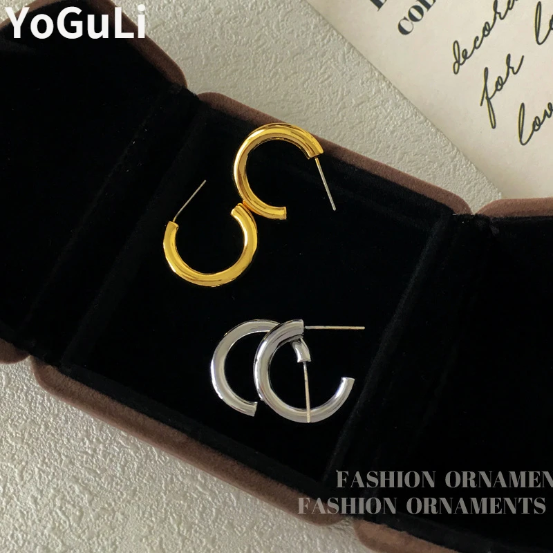 

Fashion Jewelry 925 Silver Needle Small Hoop Earrings Classic Design High Quality Brass Metal Earrings For Women Gifts