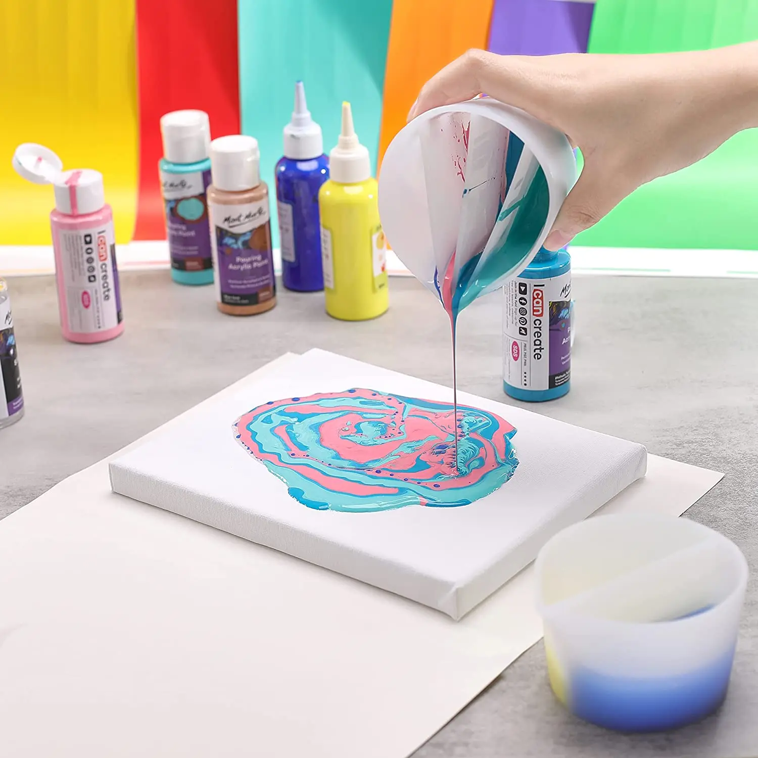 

Split Cup for Paint Pouring Chambers Reusable Silicone Pouring Divided Cup for Fluid Art Acrylic Paint Resin DIY Making Tools