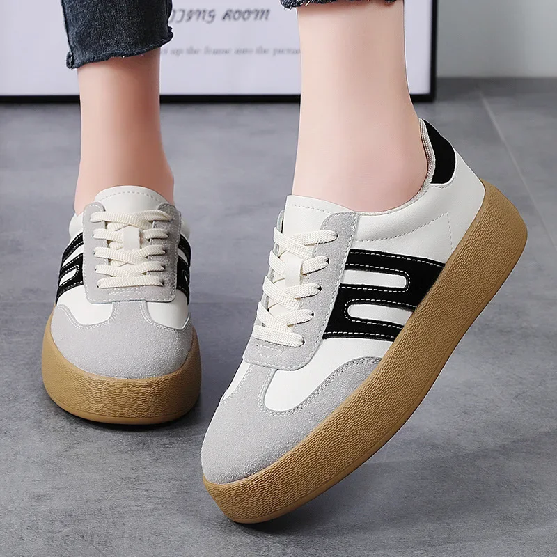 Кроссовки спортивные женские на толстой подошве повседневная обувь для