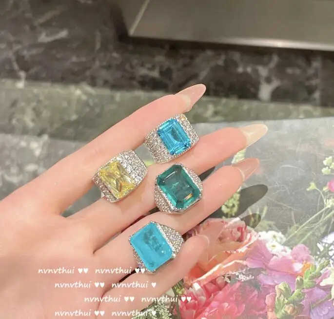 

Женское дизайнерское кольцо с желтым цирконием, широкое кольцо с покрытием из 18-каратного золота, аксессуар для женщин среднего возраста