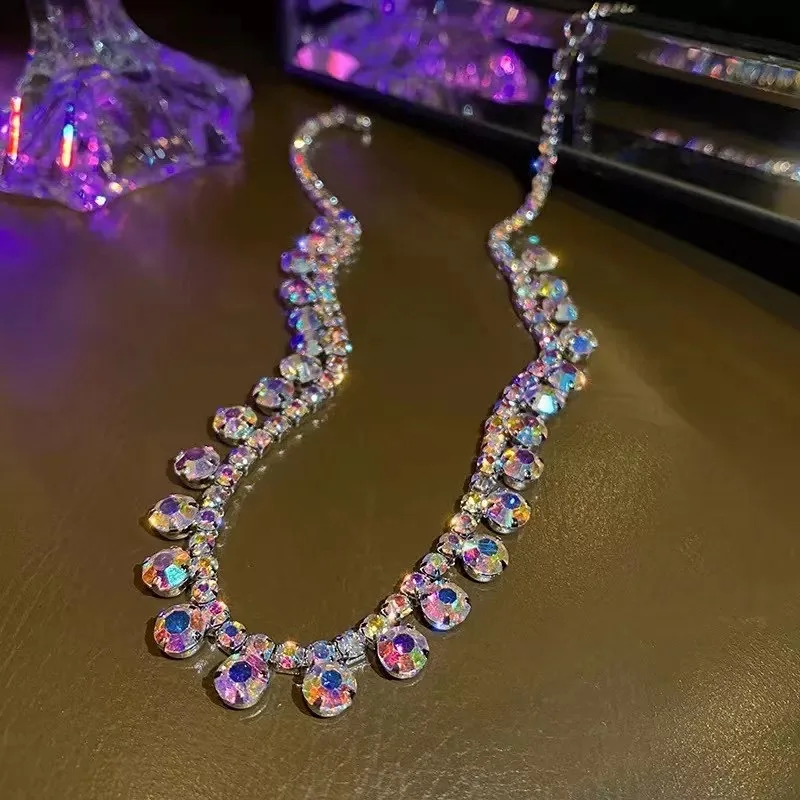 

2021 Korean Sweet Colorful Acrylic Boho Necklace for Women Vintage Fashion Shiny Crystal Clavicle Chain Jewelry Prom Accessories
