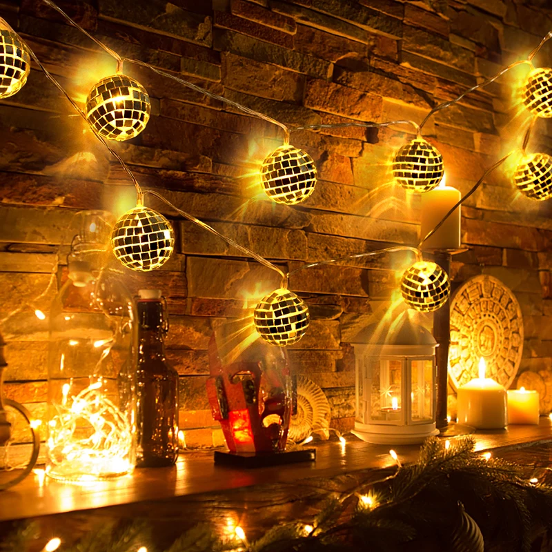 

Светодиодная гирлянда с круглыми лампочками, серебристые металлические шарики, праздничное освещение, гирлянда на батарейках с питанием о...