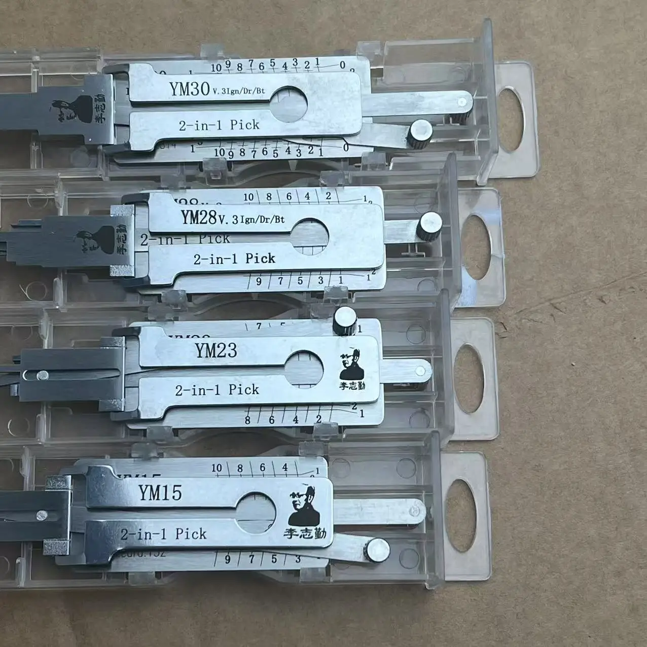 

Серия YM YM30 YM28 YM15 YM23 лисы 2 em 1 слой для серии профессиональных серий LISHI 2 em 1