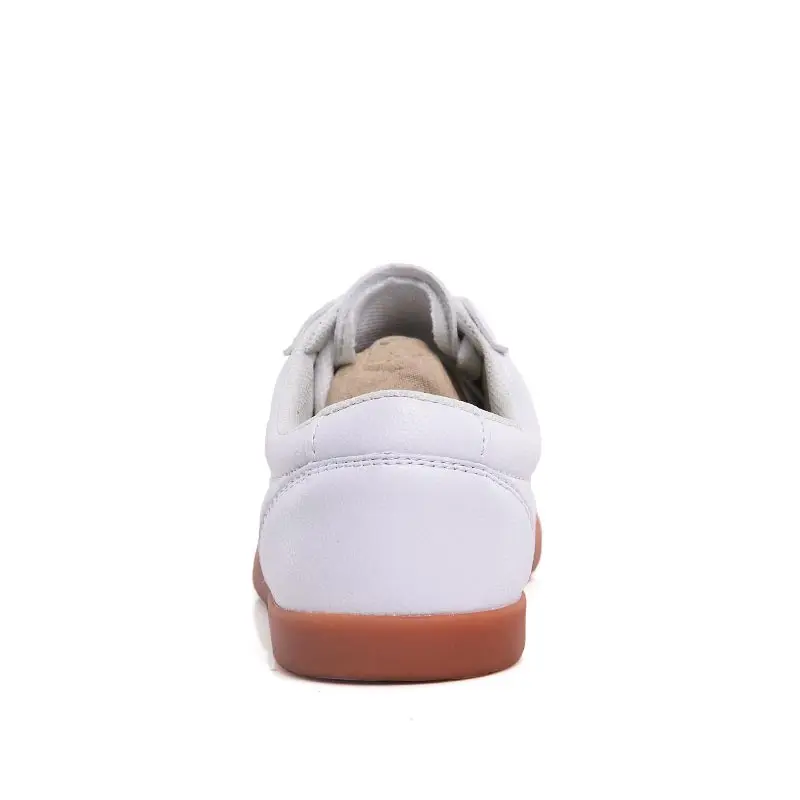 Низкие женские кроссовки дизайнерские демисезонные спортивные на плоской