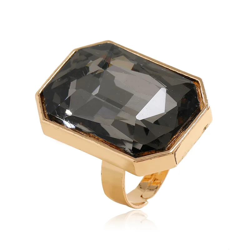 

Elegant Simple Crystal Women Adjustable Wedding Rings Jewelry Accessories Luxury Big Zircon Engagement Finger Ring Party Gift