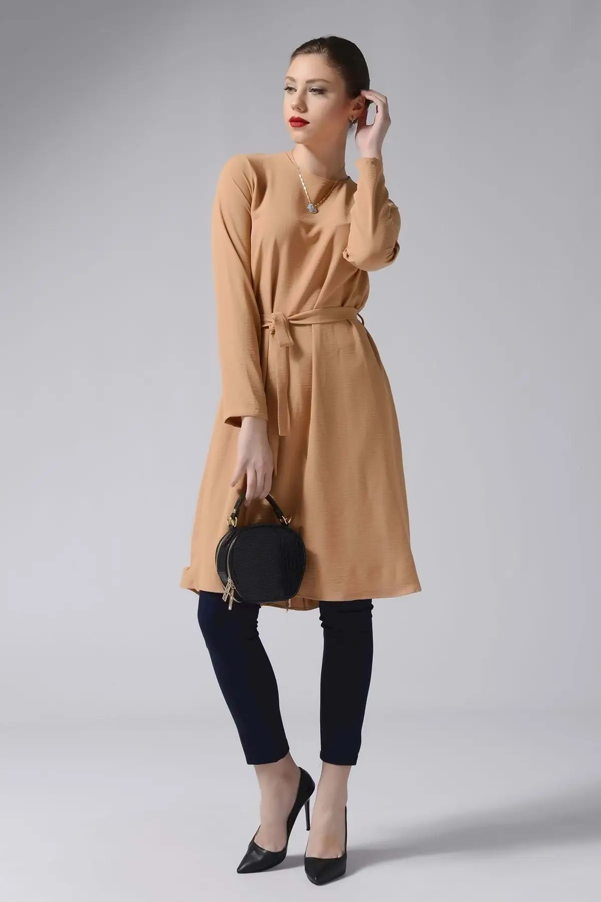 

Waist Belted Tunic Zipped neck Muslim Tunic 2021 Fashion