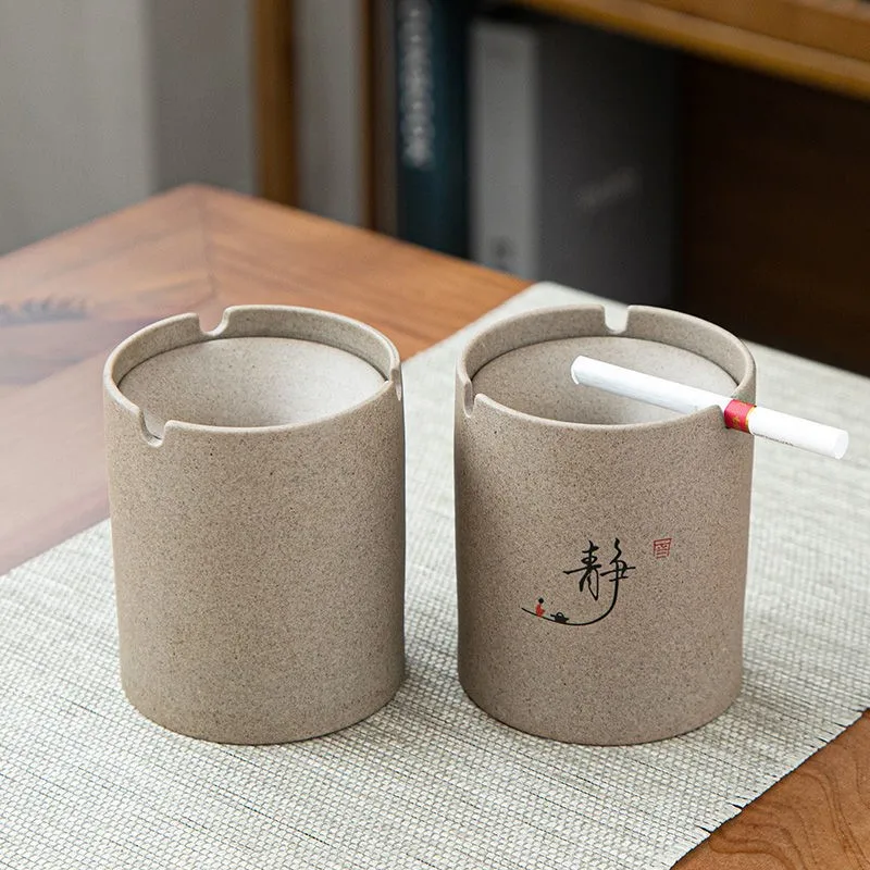 

Ashtray hourglass type fly ash proof belt cover creative personality trend ceramic net red home living room office bedroom