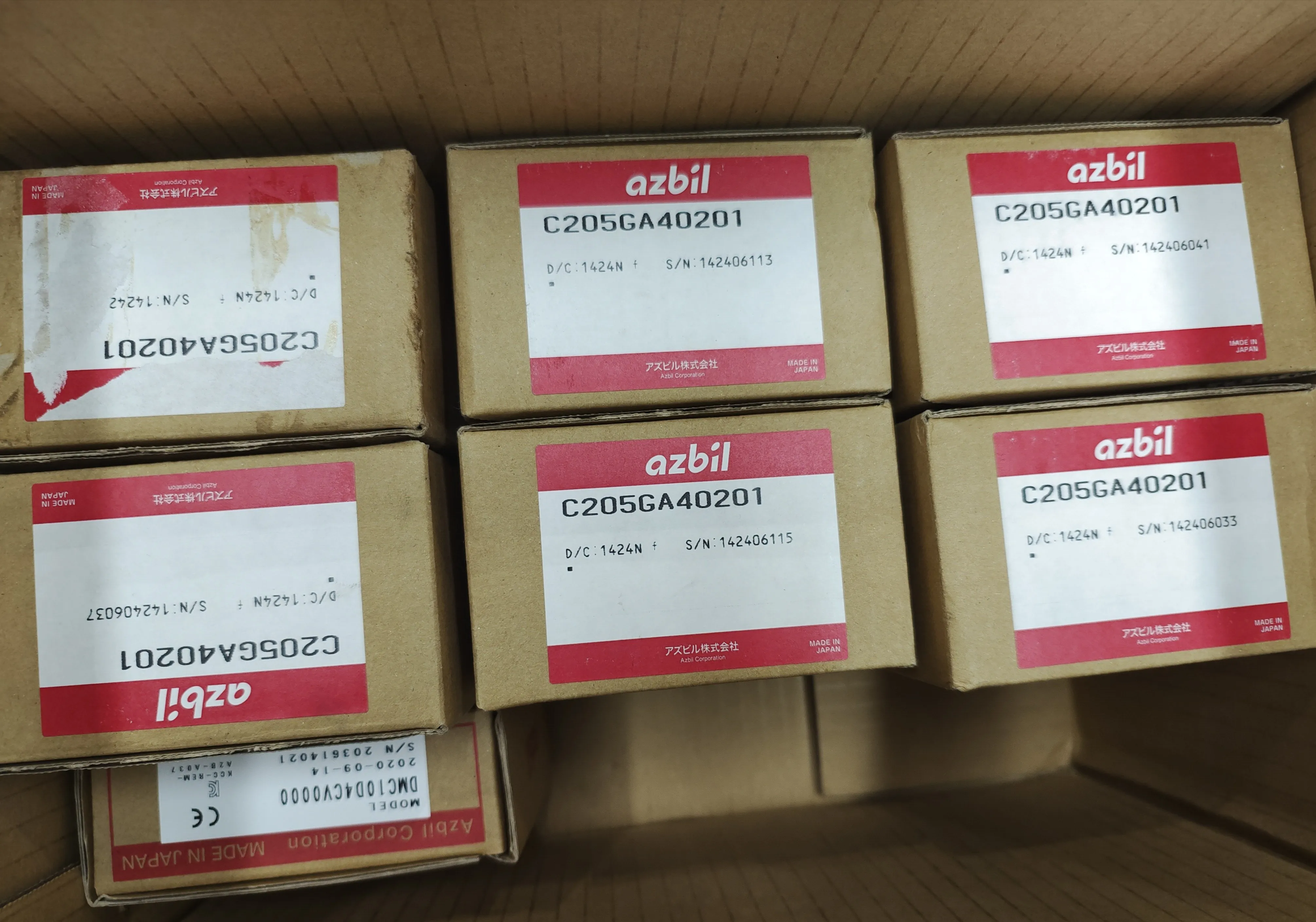 В феврале новые оригинальные продукты C35TR1UA2100 AZBIL температуры и влажности.