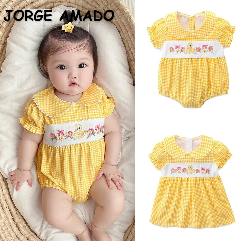 

Комбинезон с буффами на рукавах, в шотландскую клетку