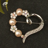 fashionable temperament rhinestone pearl corsage pin clothing alloy heart shaped brooch pin