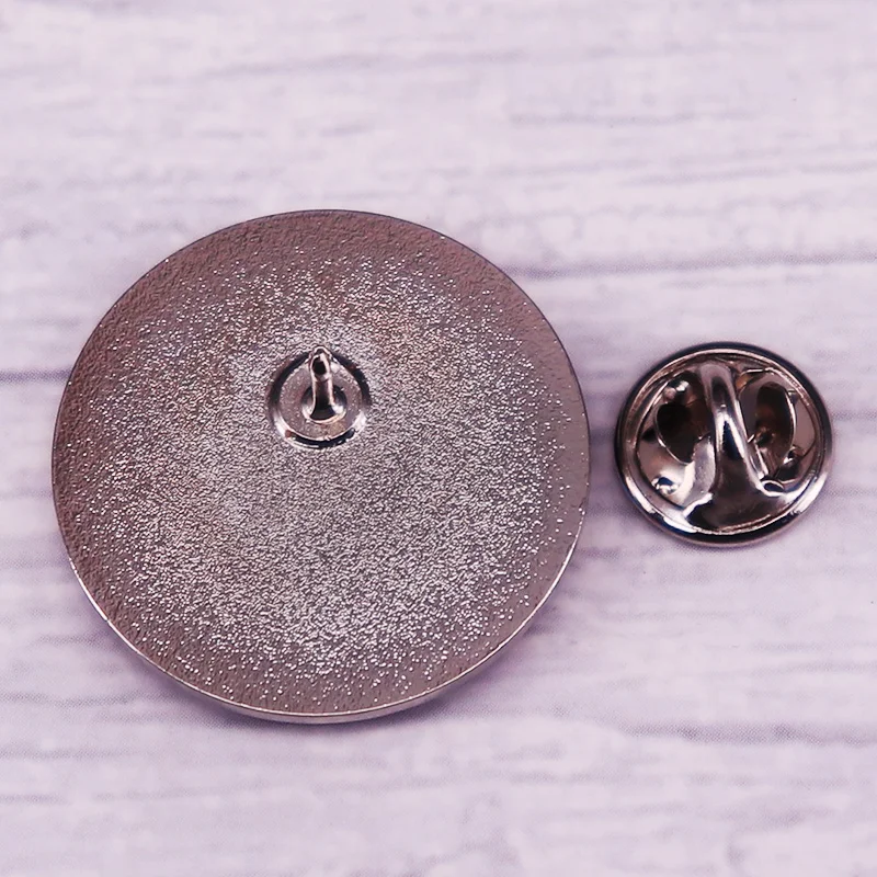 Поворотная эмалированная булавка с международным логотипом X брошь организации