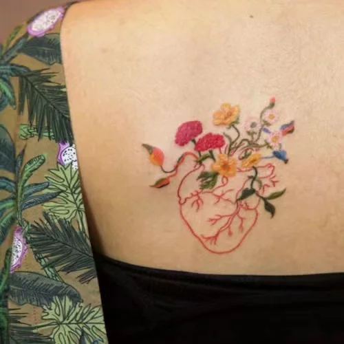 

Sdotter 1PC Colorful Flower In Heart Temporary Tattoo Stickers For Men Women Arm Body Art Fake Tattos Party Decals Tatoos Waterp
