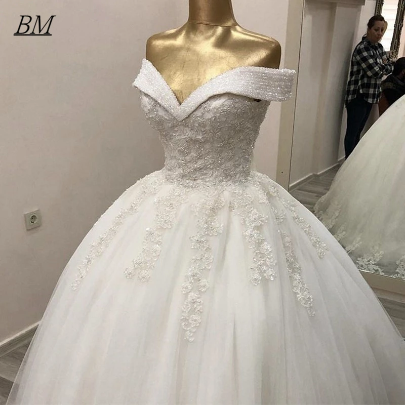 

BM Lace V-Neck Ball Gown Wedding Dresses Beaded Appliques Celebrity Vestido De Noiva Robe Mariee Bride Gowns