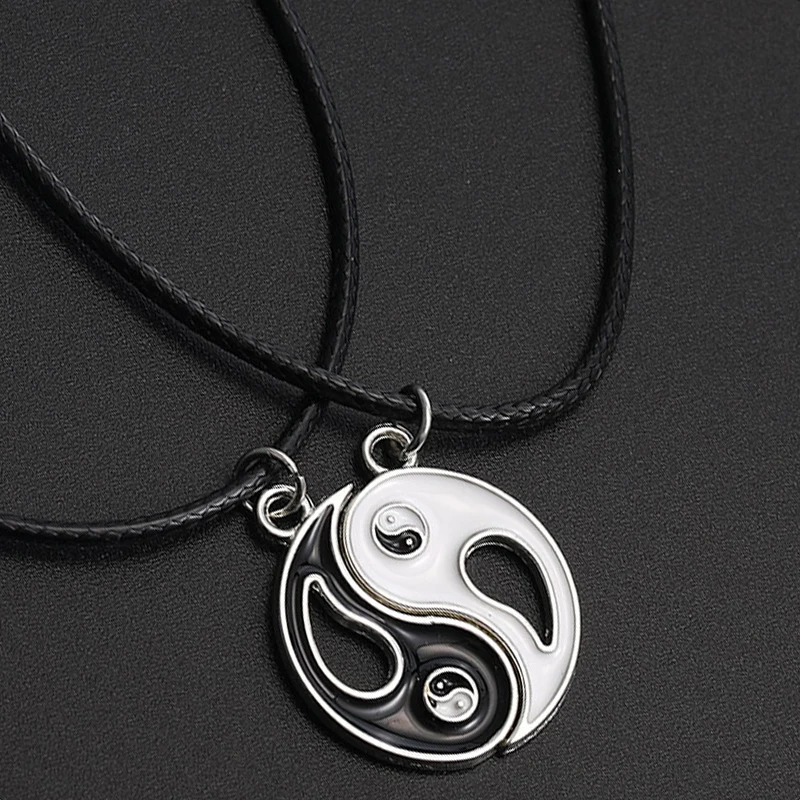 

Vintage Fashion Black White Tai Chi Yin Yang Necklace Alloy Pendant Rope Chain Couple Lover Necklaces Women Men Jewelry Gifts