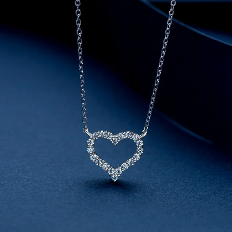 

Women Heart Pendant Necklace 925 Sterling Silver Fine Jewelry 0.3 ct Carat Moissanite Clavicle Chain Pendants Gift Free Shipping