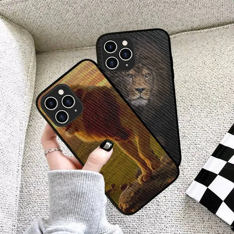 

The Lion King Animal Phone Case Hard Leather Case for iPhone 11 12 13 Mini Pro Max 8 7 Plus SE 2020 X XR XS Coque
