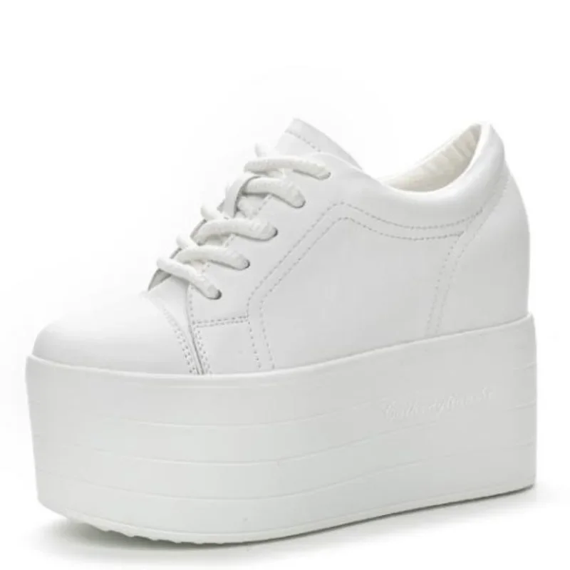 Новые кожаные осенне-весенние ботинки на танкетке из синтетической натуральной