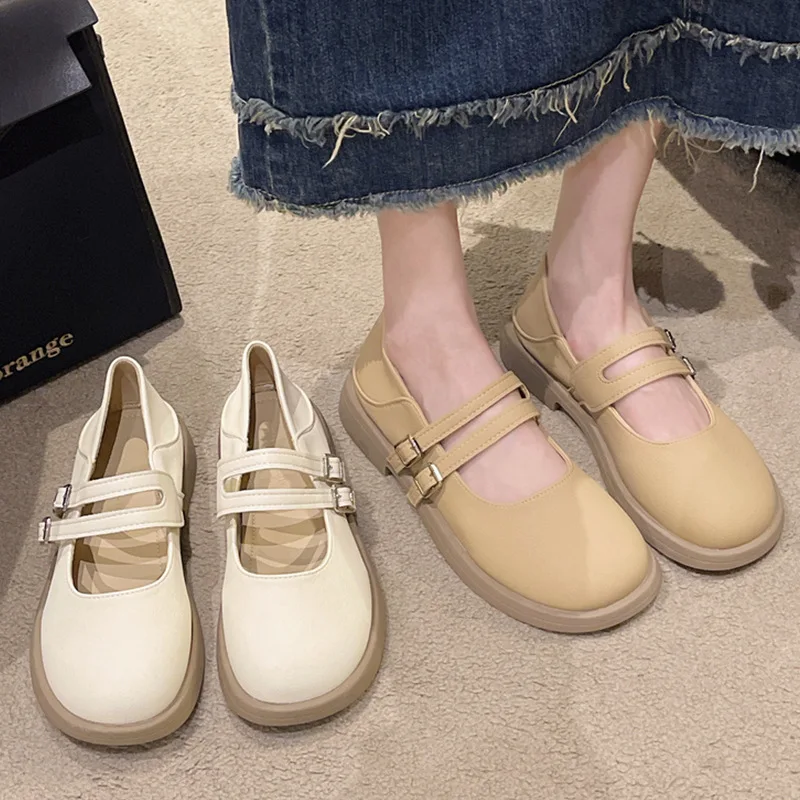 

Туфли из искусственной кожи на низком каблуке