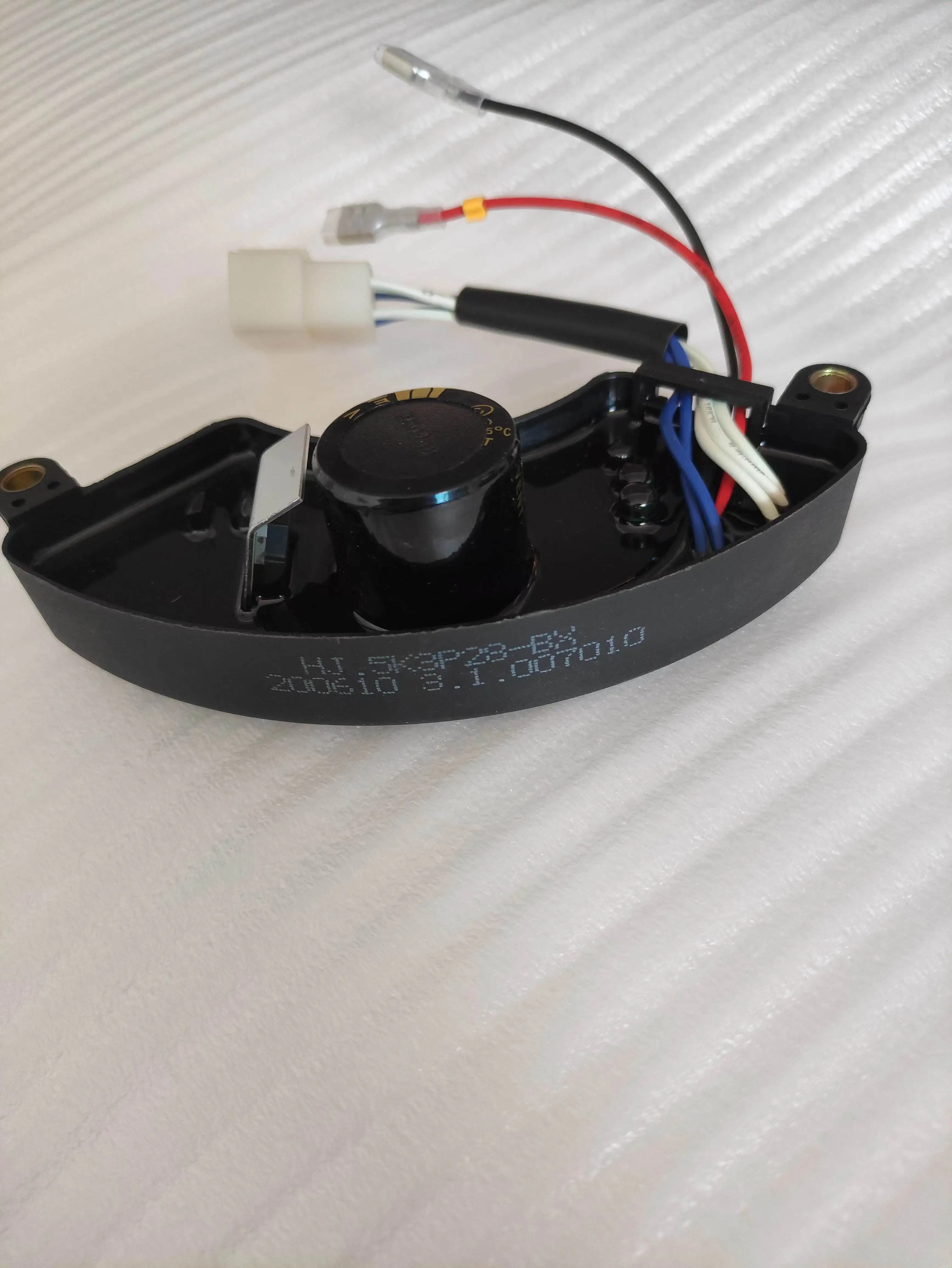 

HJ.5K3P28-BX AVR THREE PHASE Automatic Voltage Regulator generator parts