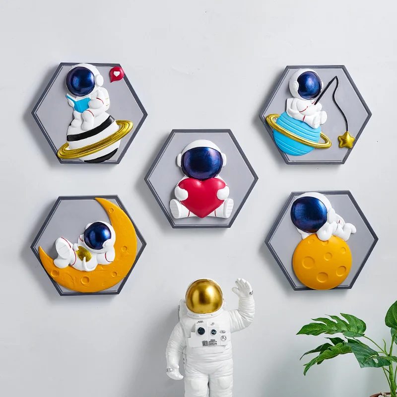 

Creative Nordic Astronaut Wall Hangings Home Living Room Study Entrance Wall Hanging Children's Room Wall Decoration