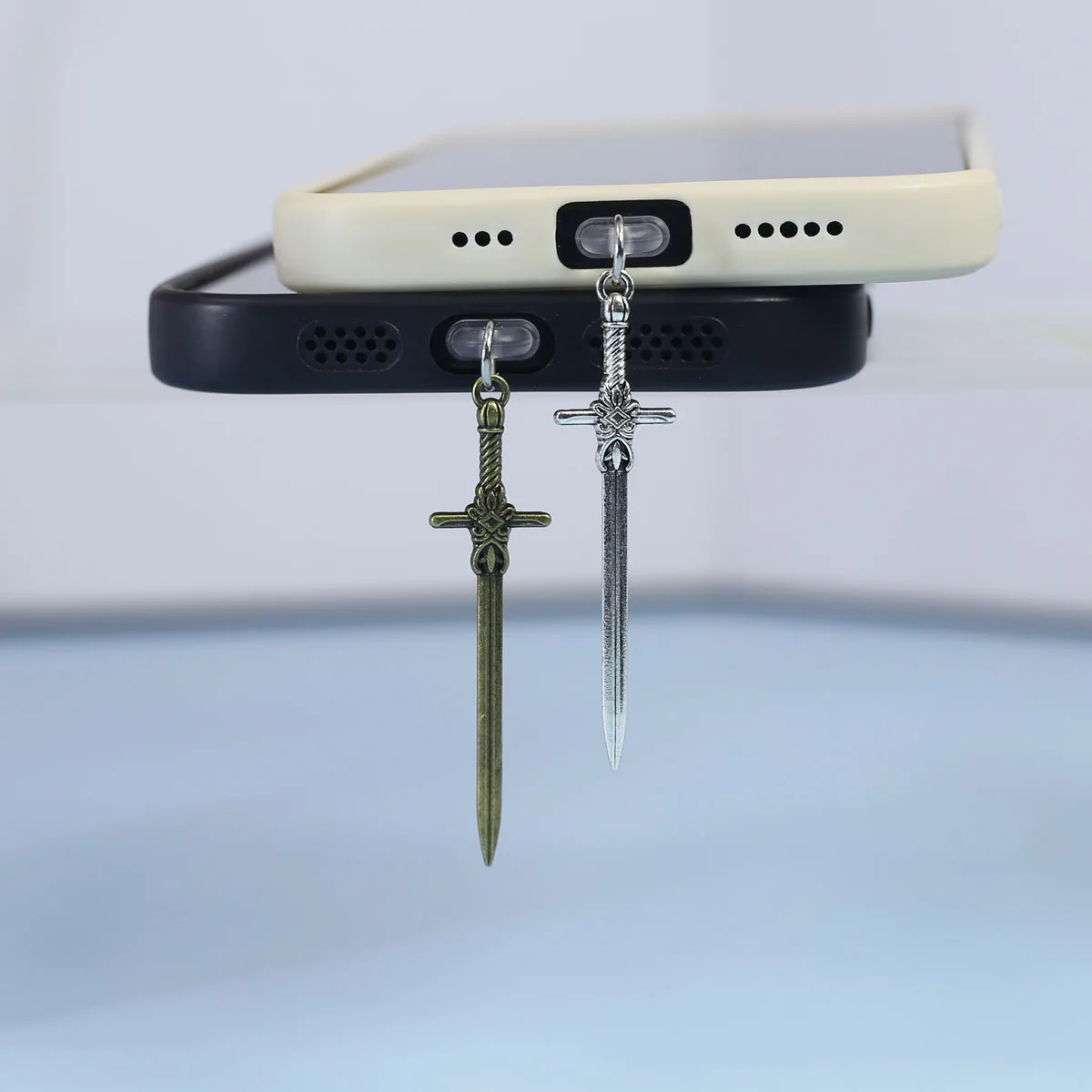 Кусок меча сокровищ пылезащитная заглушка для мобильного телефона подвеска