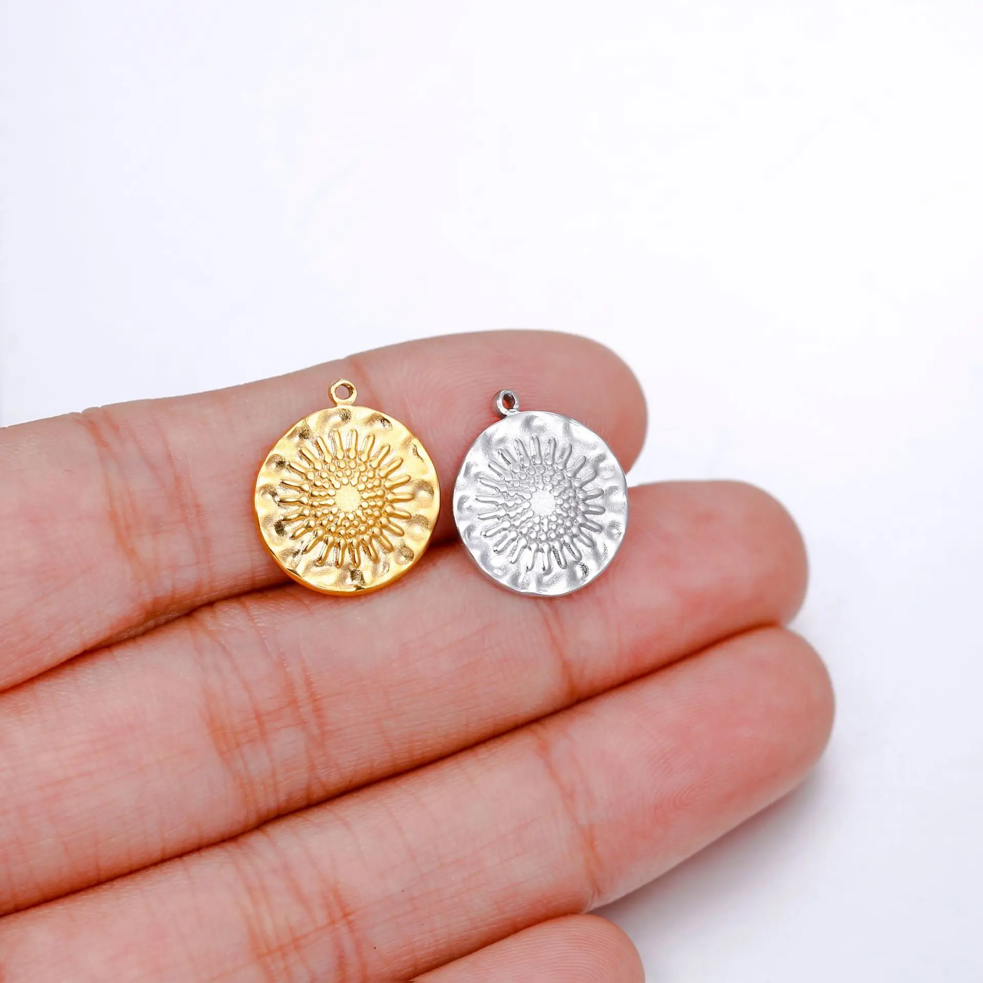 

3Psc/Lot Sunflower Charms for DIY Crafting Jewelry Bracelet Necklace Making Stainless Steel Charm Flower Pendant Charm Wholesale