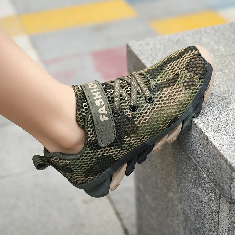 Spring and Autumn Flying Weave Camouflage Boys' and Pupils' Training Shoes Breathable Children's Running Shoes Sneakers