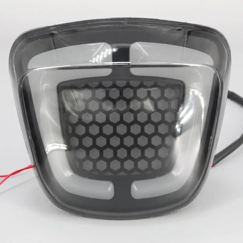 Задний фонарь мотоцикла Встроенные стробоскопические стоп-сигналы с функцией