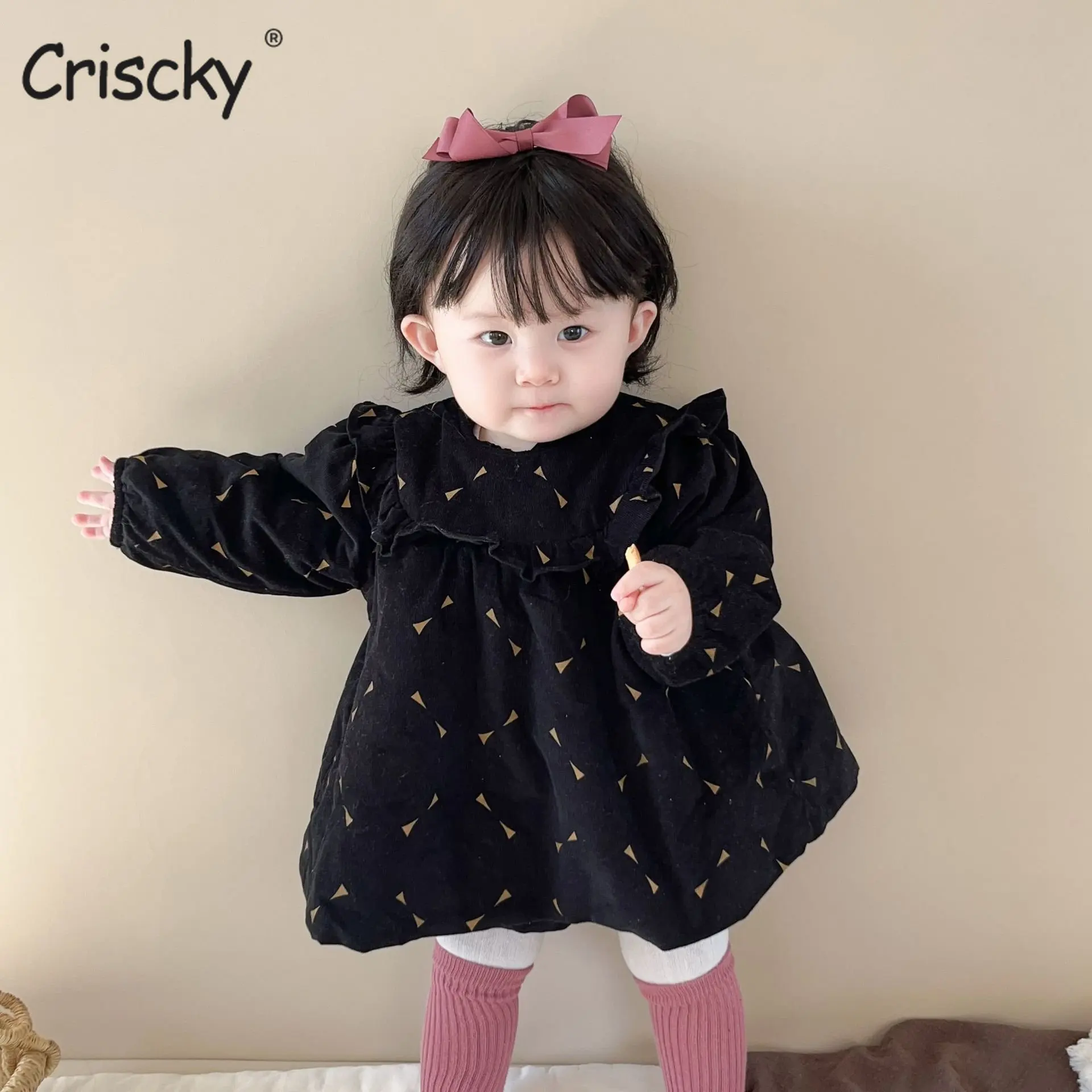 

Criscky Infant Baby Girls Clothing Set Cotton Thicken Warm Shirt+Loose Shorts 2022 Autumn Winter Newborn Baby Clothing Suit