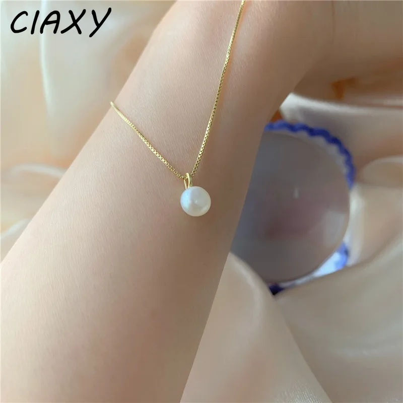 

Pearl Pendant Necklaces for Women Temperament Clavicle Box Chain Choker 14K Gold Plated Jewelry