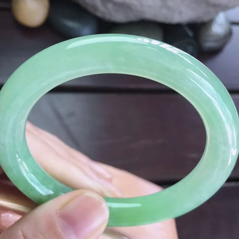 Оптовая продажа с завода натуральные товары из Мьянмы полный зеленый круглый