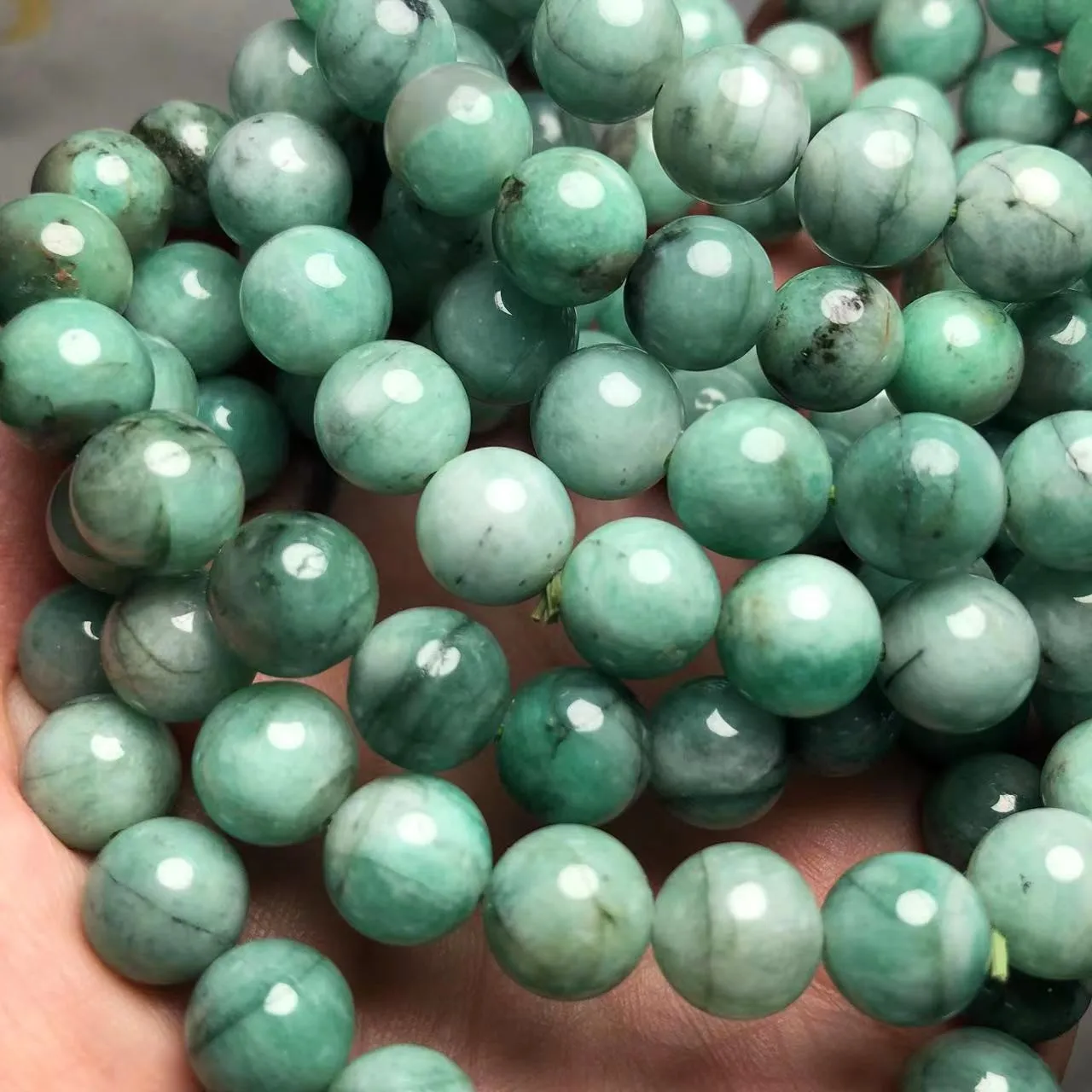 Meihan оптовая продажа натуральный A +++ Африканский изумруд драгоценный камень