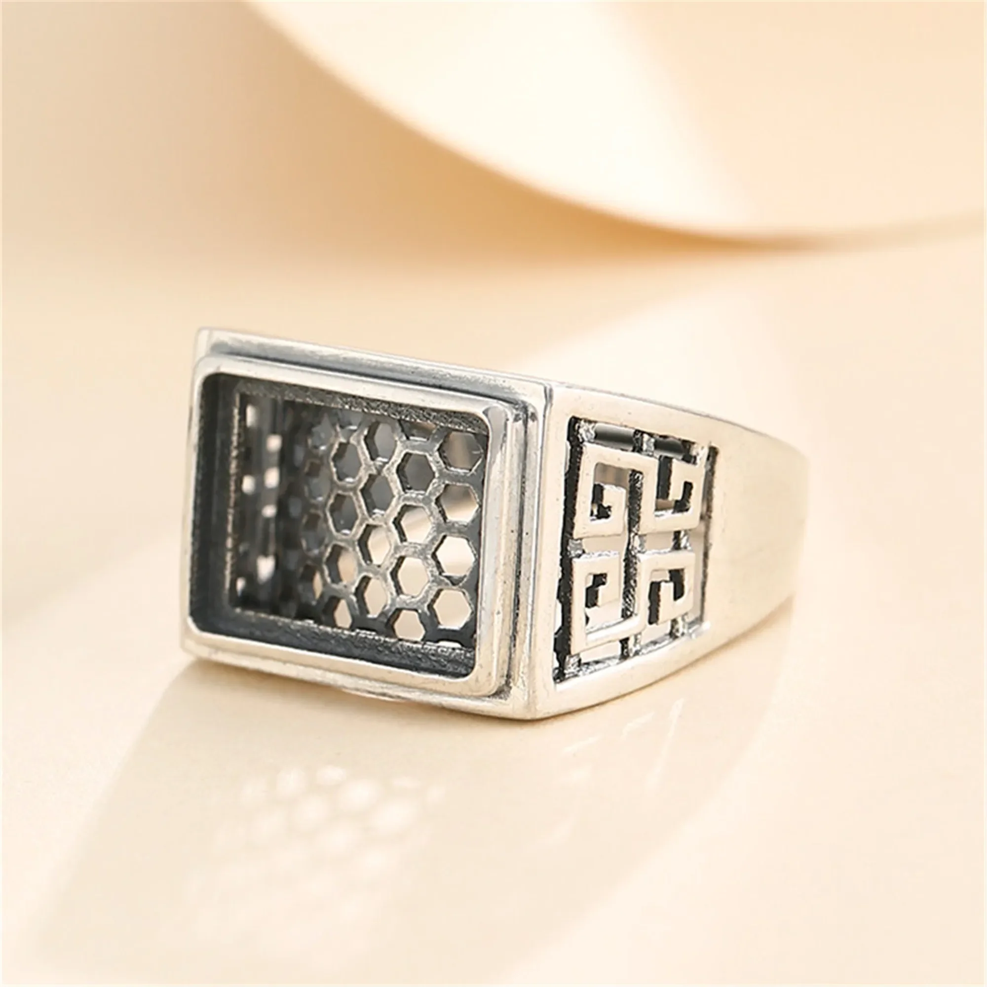 Основание кольца для прямоугольных или квадратных кабошонов 8x10 мм/10x14 мм/15x20 мм/8x8