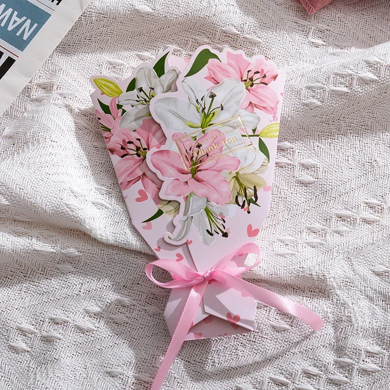 

Открытка с цветком MOONBIFFY