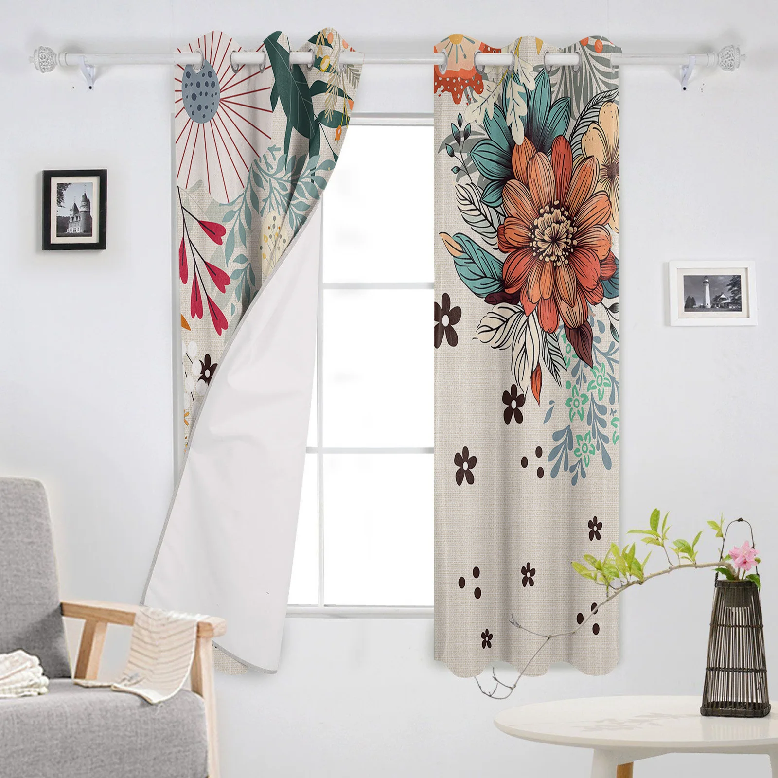 Занавески на окна в богемном абстрактном стиле с цветочными растениями