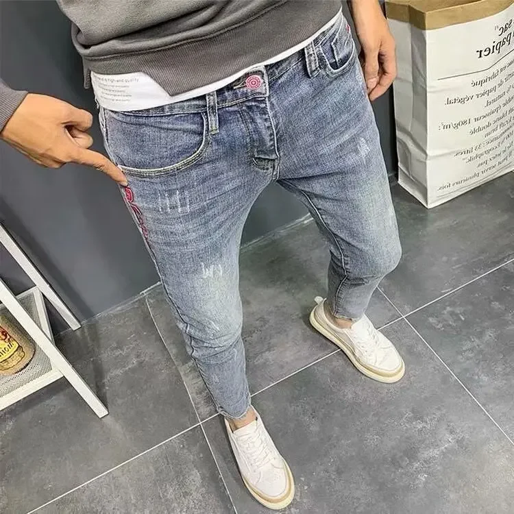 Джинсы мужские легкие в стиле ретро модные брендовые облегающие штаны с вышивкой