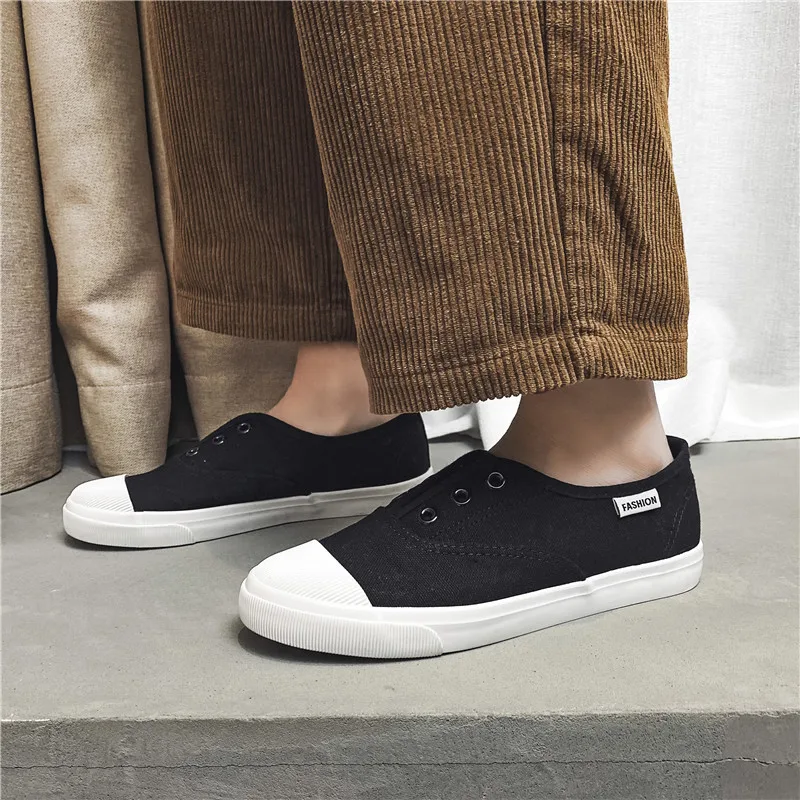 Women Fashion Sneakers Canvas Shoes White Loafers Ladies Casual Vulcanize Shoes Woman Skateboarding Run Sneakers High Quality